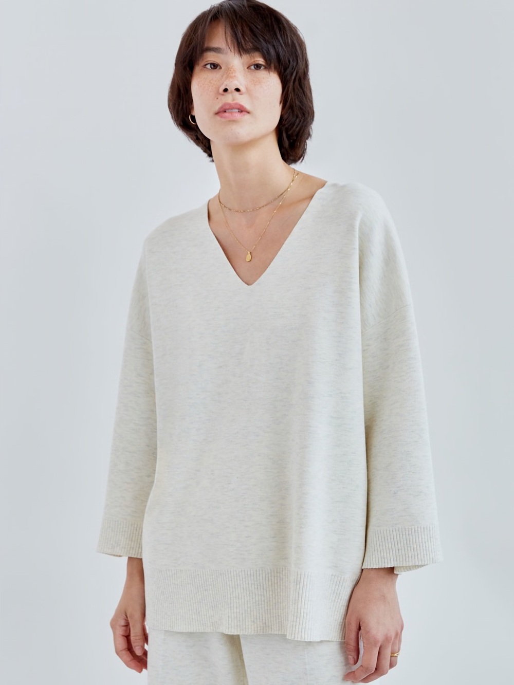 Aritzia Wilfred Free Souvenir Sweater in Creme